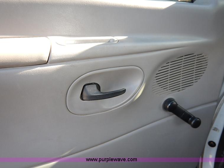 image for item I5274 1997 Ford Econoline E350 party bus