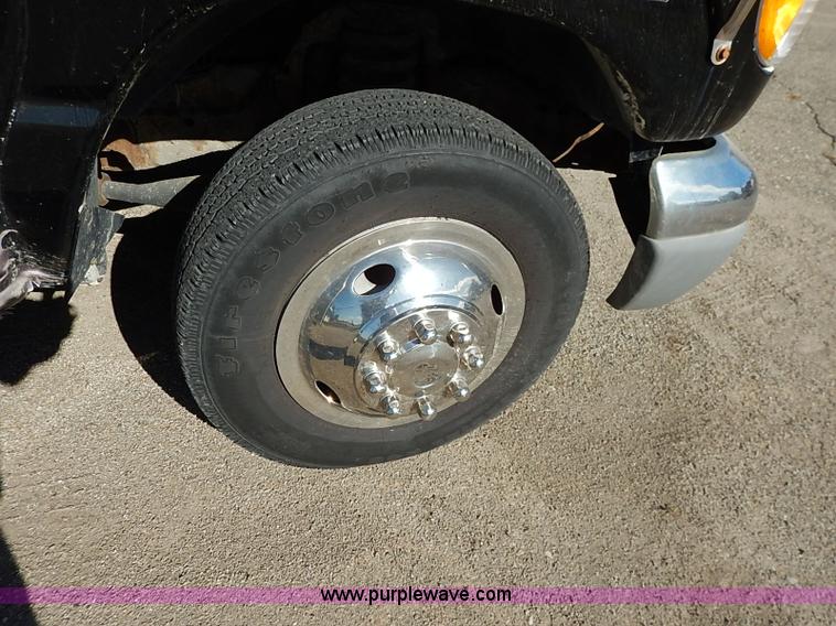 image for item I5274 1997 Ford Econoline E350 party bus