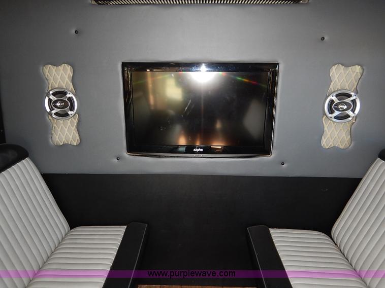 image for item I5274 1997 Ford Econoline E350 party bus