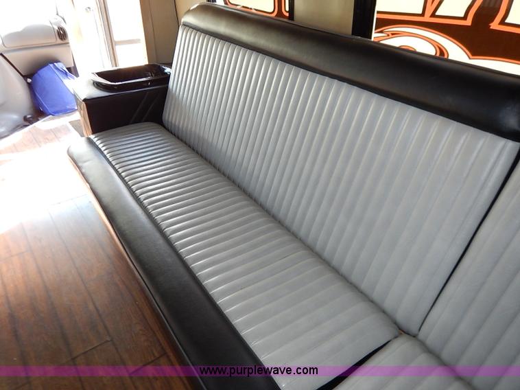image for item I5274 1997 Ford Econoline E350 party bus