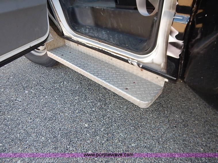 image for item I5274 1997 Ford Econoline E350 party bus