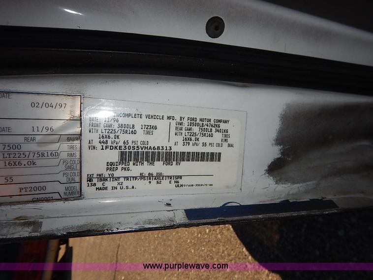 image for item I5274 1997 Ford Econoline E350 party bus