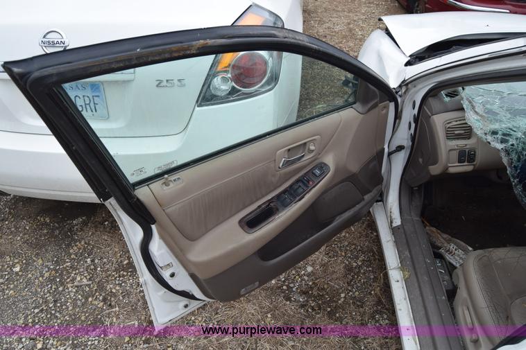 image for item J6618 1998 Honda Accord