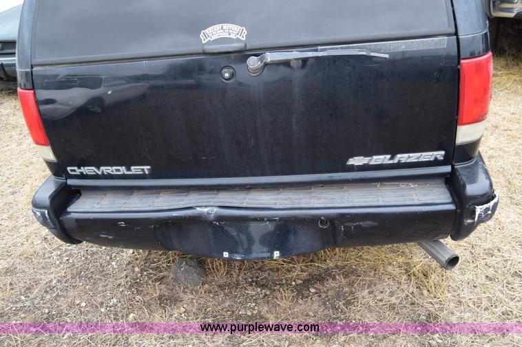 image for item J6619 1995 Chevrolet Blazer SUV