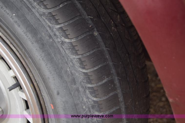 image for item J6620 1983 Ford F150 pickup truck