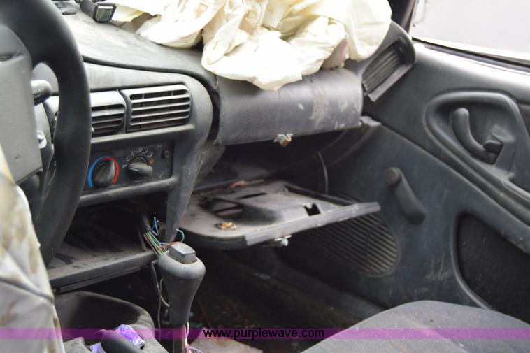 image for item J6621 1997 Chevrolet Cavalier