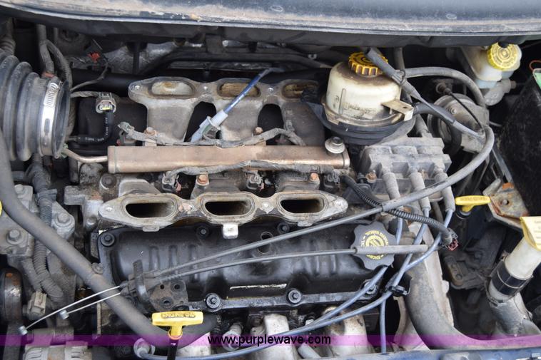 image for item J6622 2002 Dodge Grand Caravan van