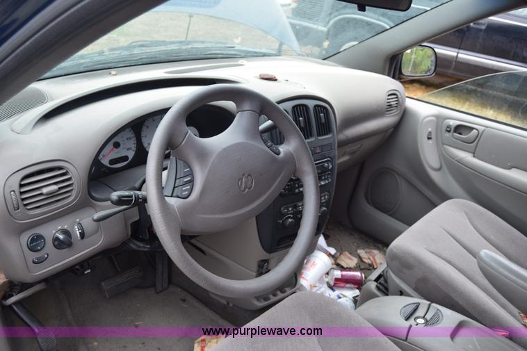 image for item J6622 2002 Dodge Grand Caravan van