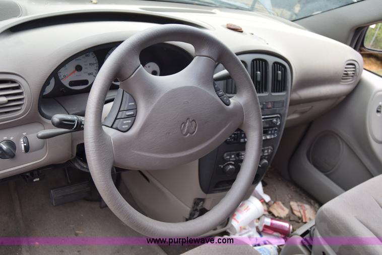 image for item J6622 2002 Dodge Grand Caravan van