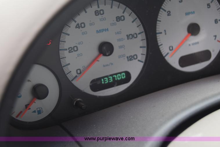 image for item J6622 2002 Dodge Grand Caravan van