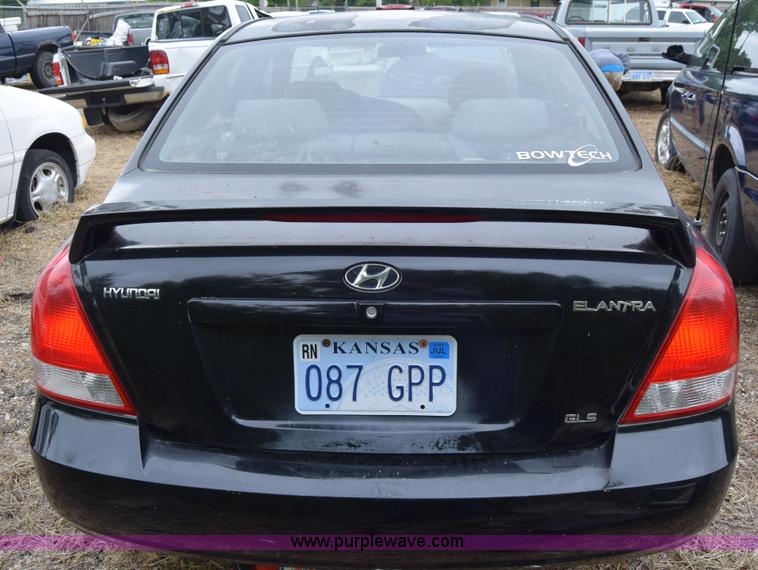 image for item J6623 2002 Hyundai Elantra GLS