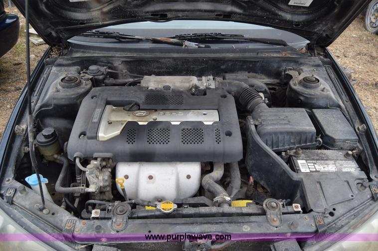 image for item J6623 2002 Hyundai Elantra GLS