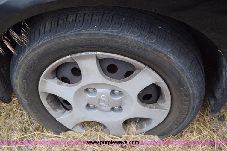 image for item J6623 2002 Hyundai Elantra GLS