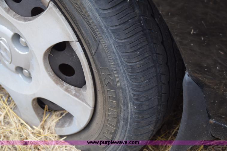 image for item J6623 2002 Hyundai Elantra GLS