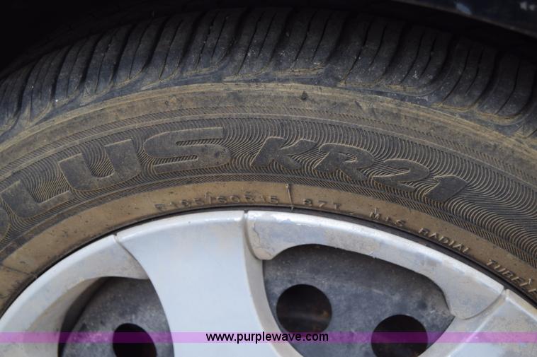 image for item J6623 2002 Hyundai Elantra GLS