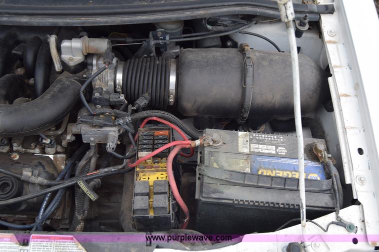 image for item J6624 1996 Ford Windstar GL