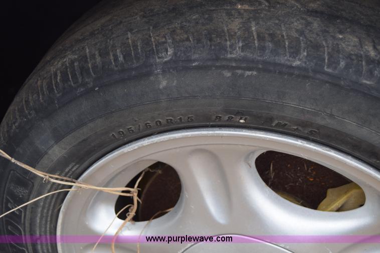 image for item J6624 1996 Ford Windstar GL