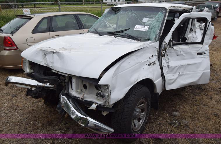 image for item J6625 2001 Ford Ranger