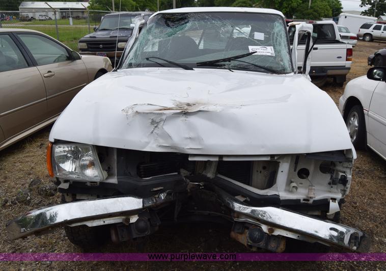 image for item J6625 2001 Ford Ranger