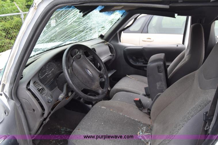 image for item J6625 2001 Ford Ranger