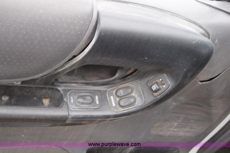 image for item J6625 2001 Ford Ranger