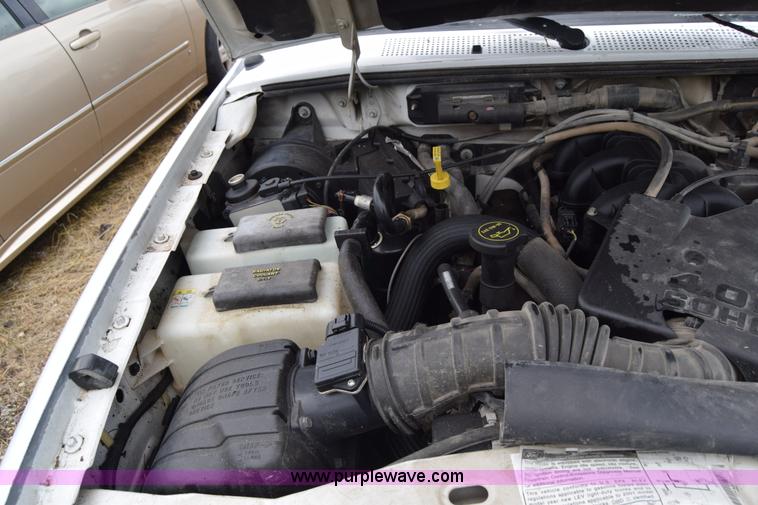 image for item J6625 2001 Ford Ranger