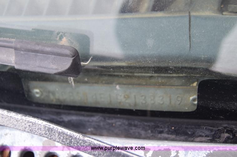 image for item J6629 1986 Chevrolet S10 pickup truck