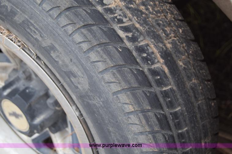 image for item J6629 1986 Chevrolet S10 pickup truck