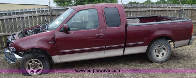 image for item J6630 1998 Ford F150 pickup truck