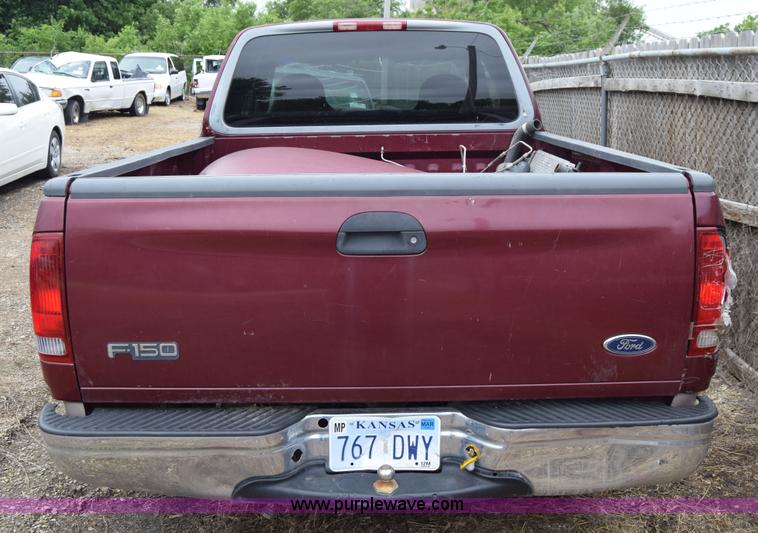 image for item J6630 1998 Ford F150 pickup truck