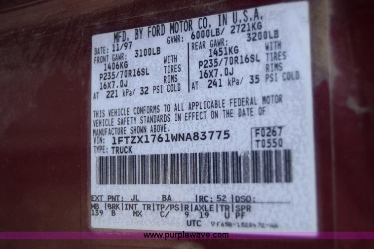 image for item J6630 1998 Ford F150 pickup truck