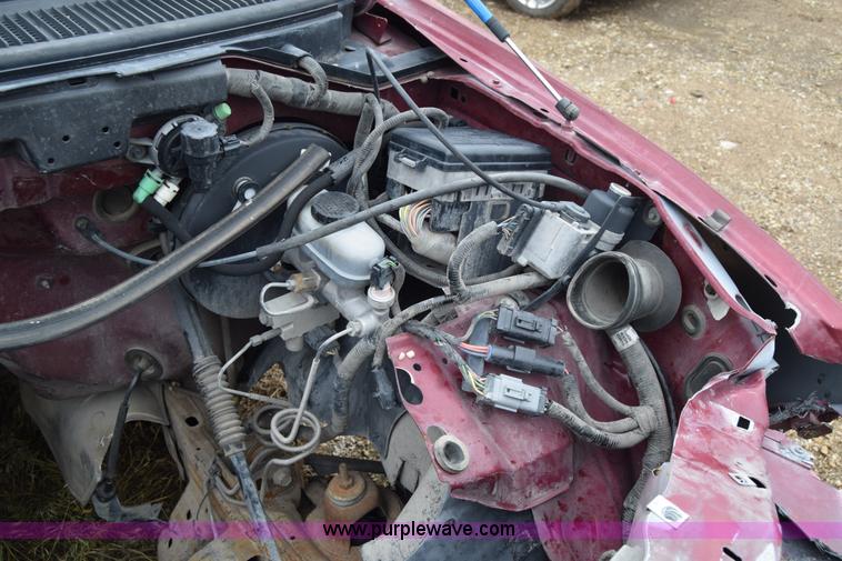 image for item J6630 1998 Ford F150 pickup truck