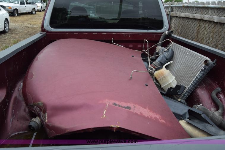 image for item J6630 1998 Ford F150 pickup truck