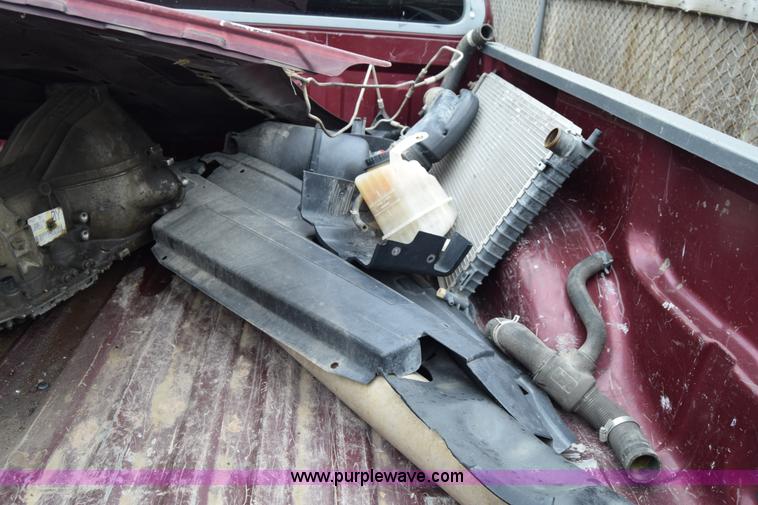 image for item J6630 1998 Ford F150 pickup truck