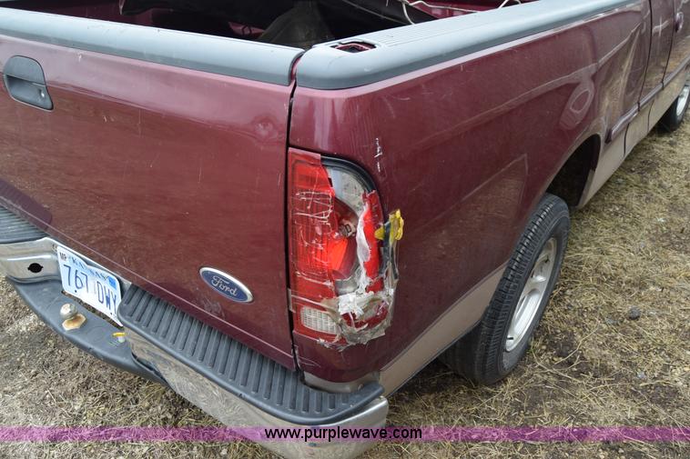 image for item J6630 1998 Ford F150 pickup truck