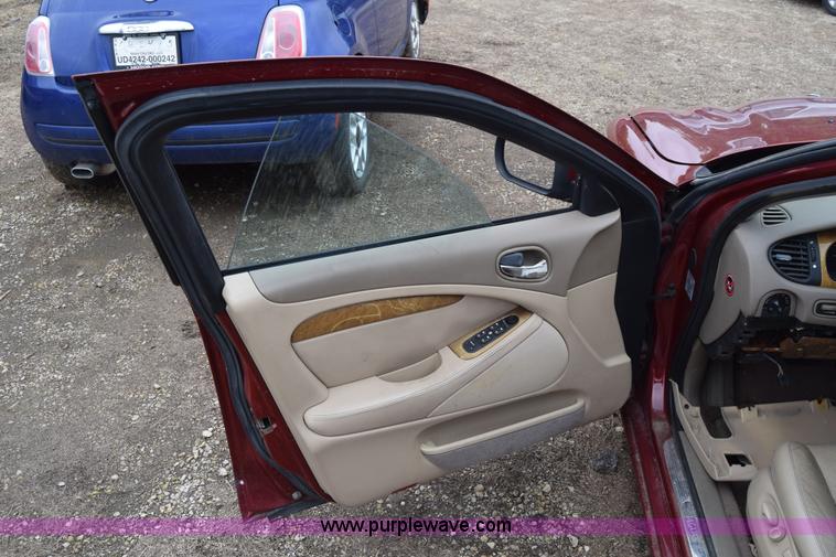 image for item J6631 2000 Jaguar S-Type