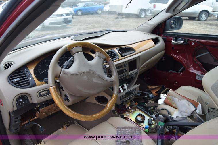 image for item J6631 2000 Jaguar S-Type