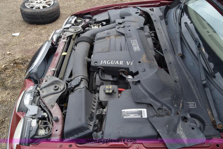 image for item J6631 2000 Jaguar S-Type