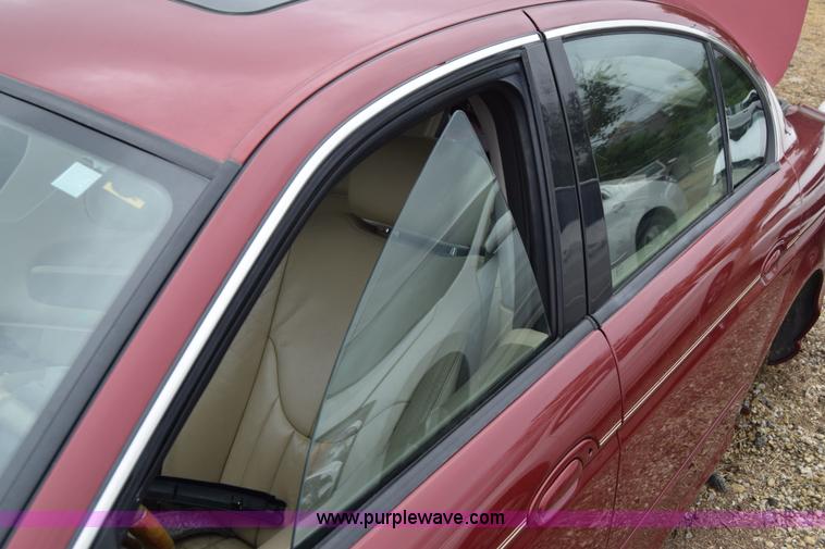 image for item J6631 2000 Jaguar S-Type