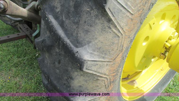 image for item J8500 1976 John Deere 4630 tractor