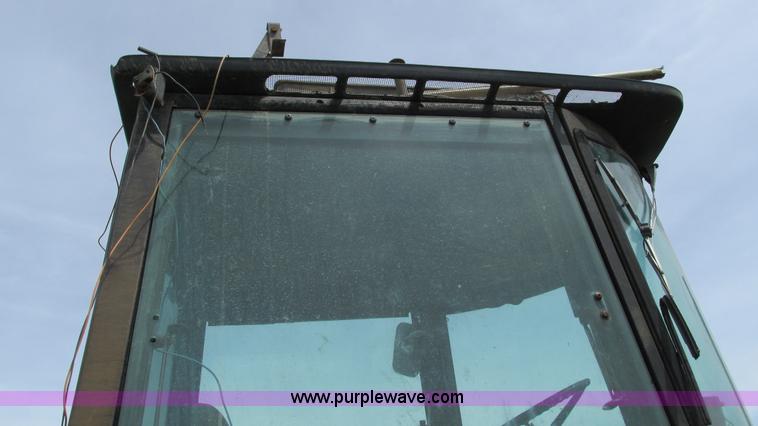 image for item J8500 1976 John Deere 4630 tractor