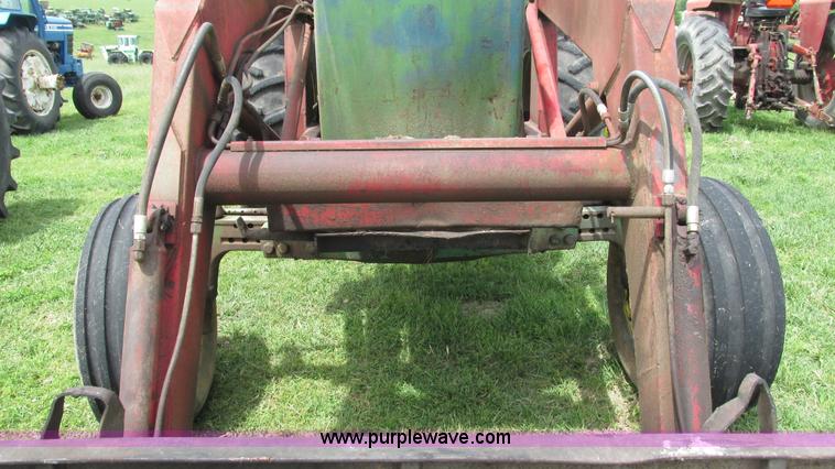 image for item J8500 1976 John Deere 4630 tractor