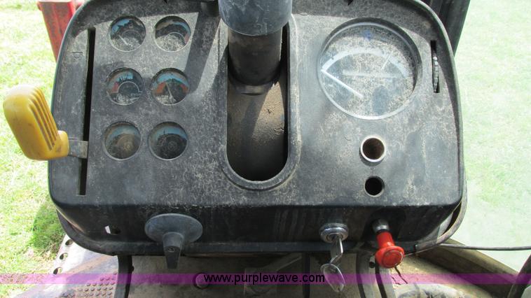 image for item J8500 1976 John Deere 4630 tractor