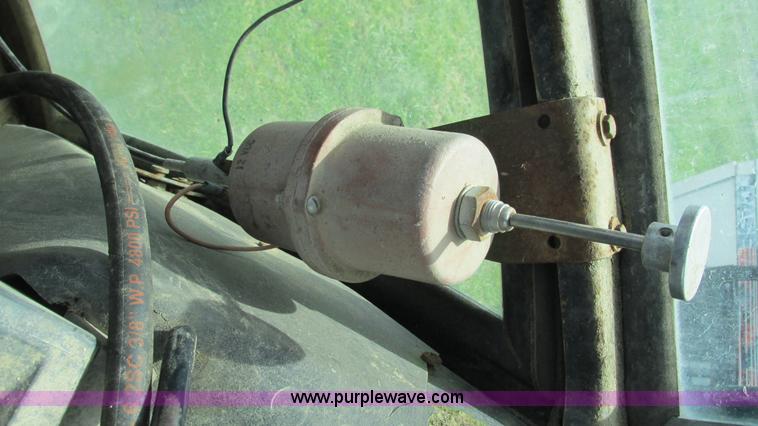 image for item J8500 1976 John Deere 4630 tractor