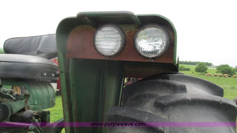 image for item J8502 Oliver 1900 tractor