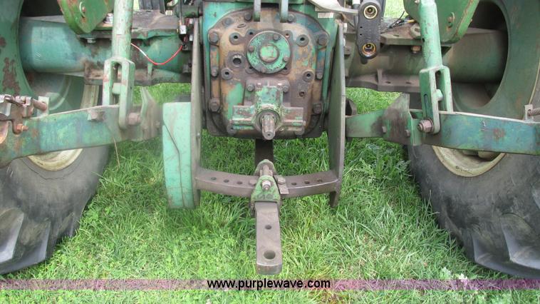 image for item J8502 Oliver 1900 tractor