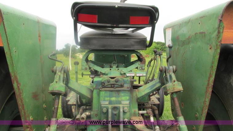 image for item J8502 Oliver 1900 tractor