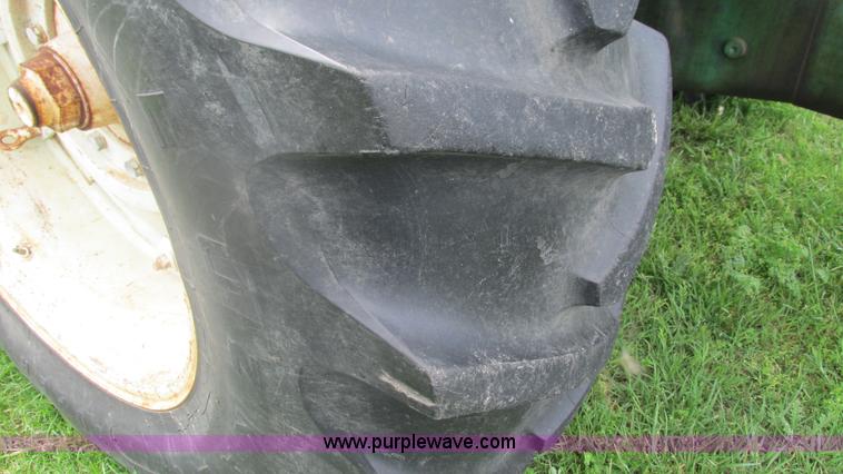 image for item J8502 Oliver 1900 tractor