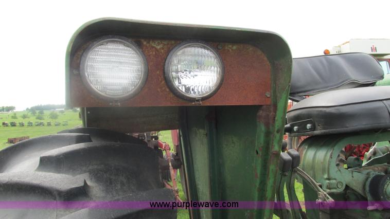 image for item J8502 Oliver 1900 tractor