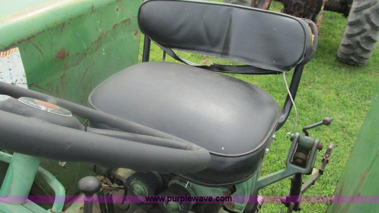 image for item J8502 Oliver 1900 tractor